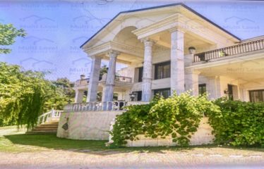 Detached Villa for sale in Alcobendas, Alcobendas